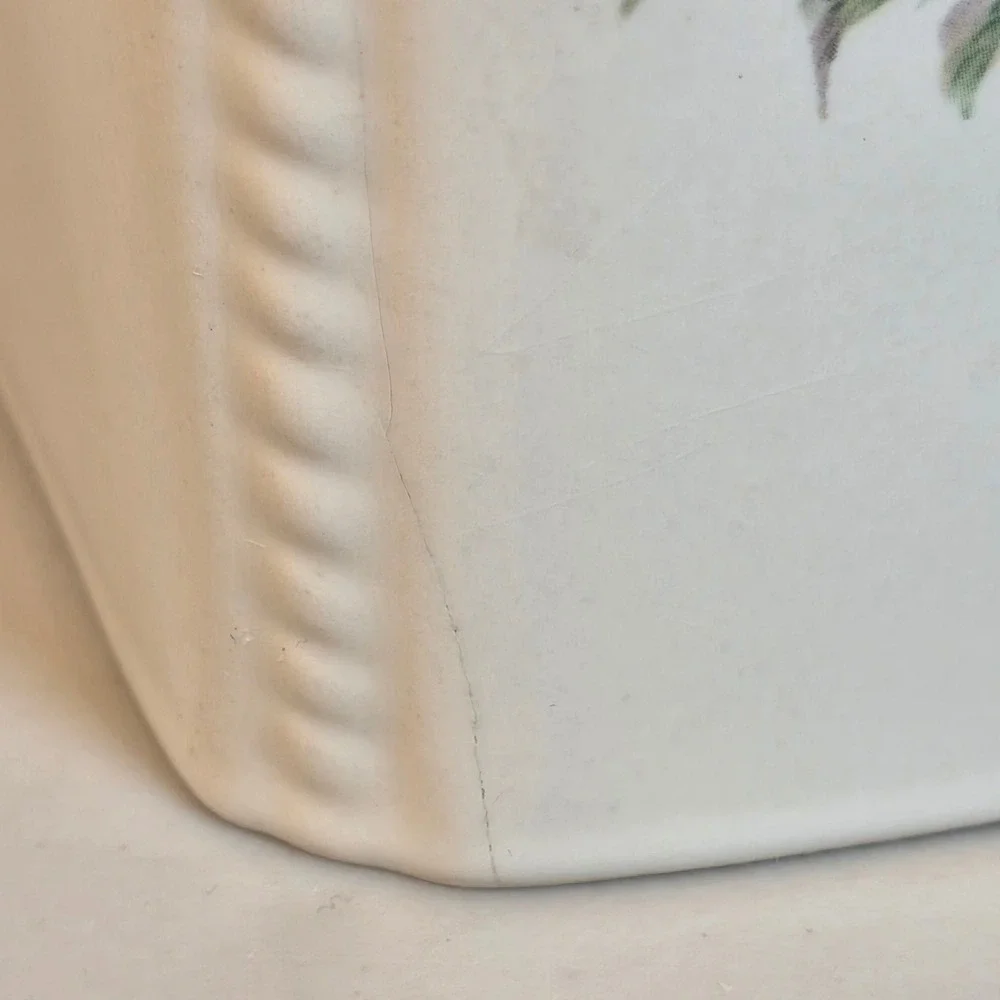 VTG Tissue Box Cover VB Athena Glamis Rose Cottagecore USA Made Ceramic‎ Floral